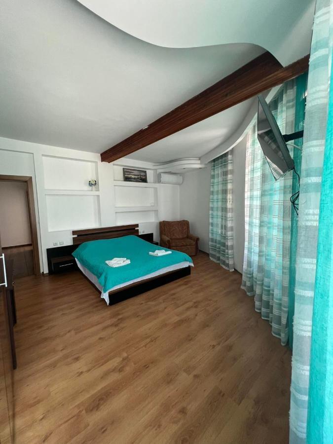 Family Hotel Saint Peter سينتس قسطنطين وهيلينا المظهر الخارجي الصورة
